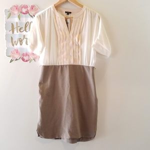 Ann Taylor | Short Sleeve Two tone Dress size 4 Petite